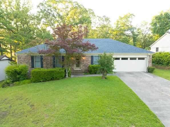 7 Queens Ct, Little Rock, AR 72211
