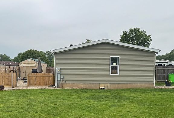 4th image of 105 Camp Dr