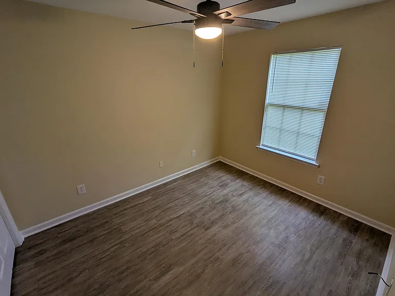705 W Georgia St #1 — Photo 5
