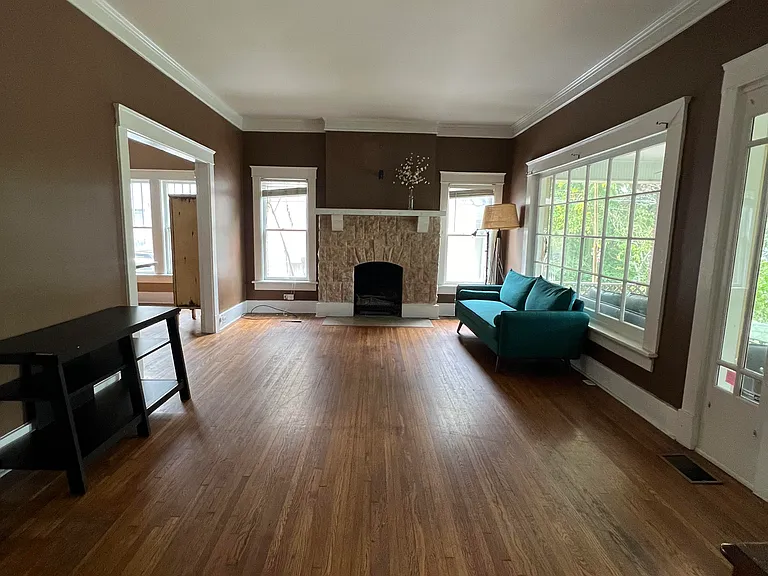 759 Roycroft Pl — Photo 7