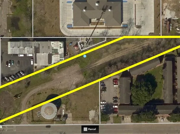 1915 S Shaver St, Pasadena, TX 77502