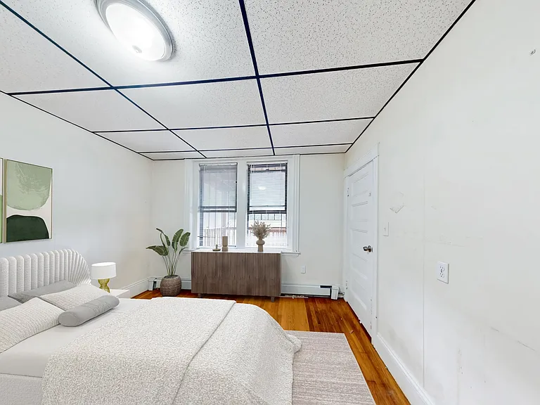 882 Huntington Ave #3 — Photo 4