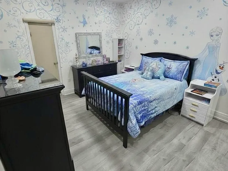 260 Hamlet Loop — Photo 12