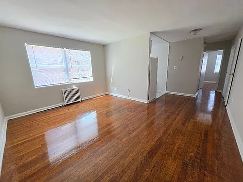214 Kenilworth Ave NE Photo 1