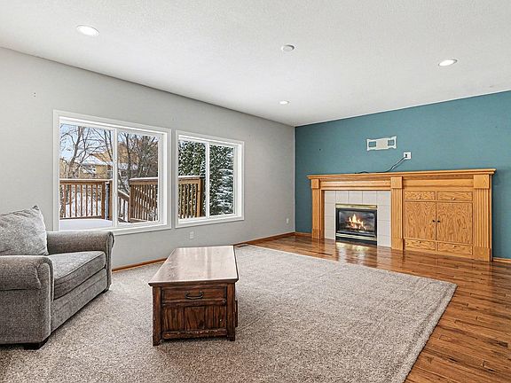 5th image of 107 Shepherdia Ct