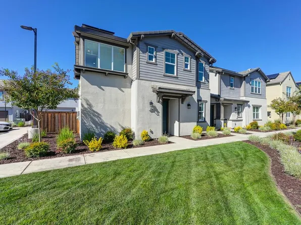 17500 Beachwood Rd, Lathrop, CA 95330