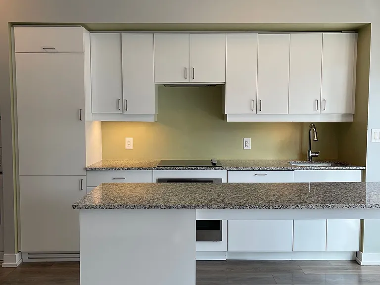 426 University Ave #1709 — Photo 9
