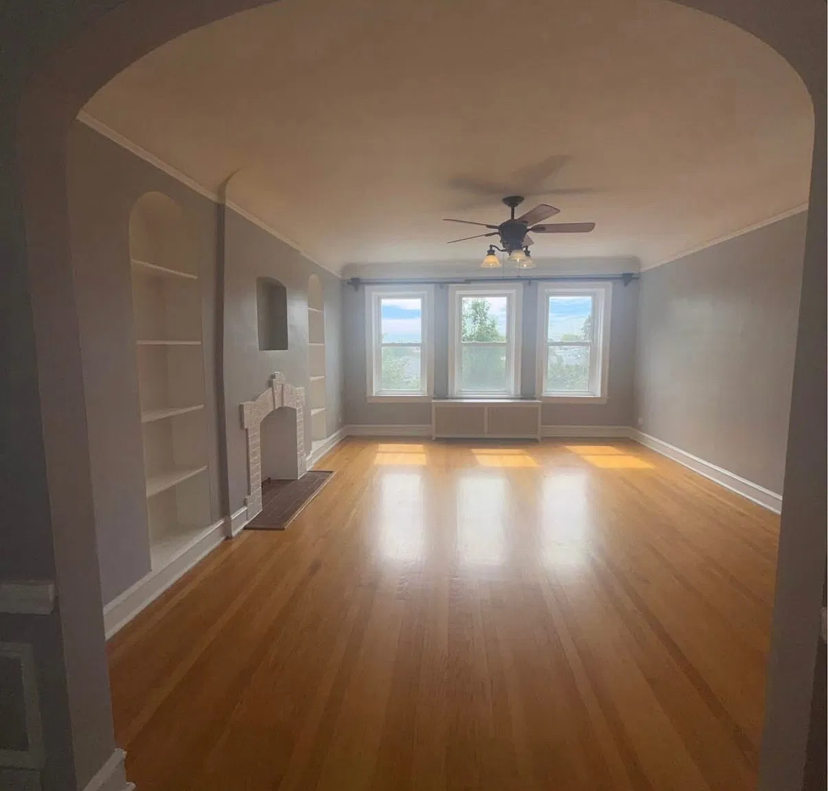 2 bed, 1700 sqft, $2,000 — Photo 2