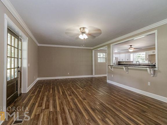 3rd image of 5385 Boynton Dr