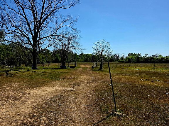 4th image of 7647 W FM 1161