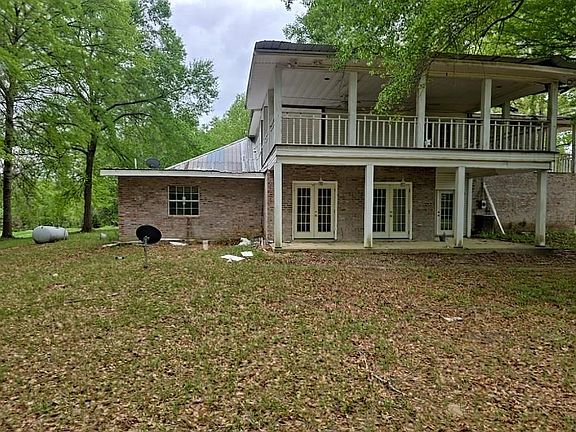 3rd image of 238 Sand Bottom Dr