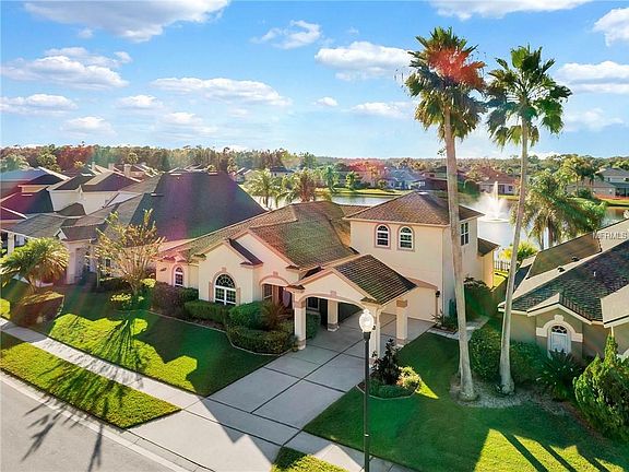 4th image of 555 Cedar Forest Cir