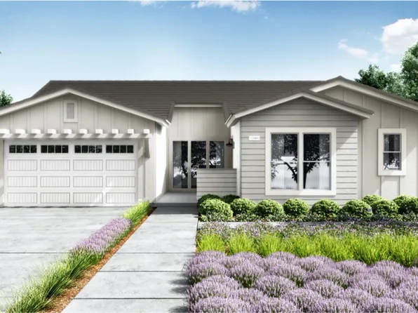 1074 W Ariana St #271, Madera, CA 93636