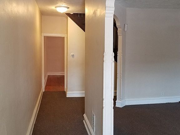 3rd image of 225 N Harrison St