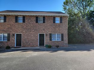 1524 N Reading Rd, Stevens, PA 17578