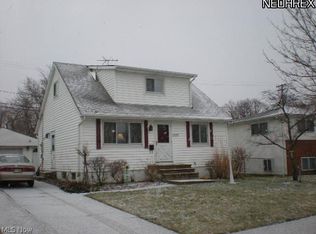 19105 Apelt Dr, Cleveland, OH