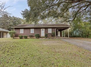406 Tanglewood Dr, Thomasville, GA 31792
