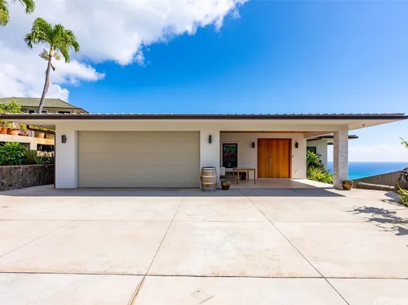 5123 Palaole Pl, Honolulu, HI 96821