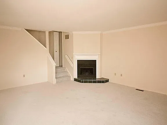 24969 Auburn Ln — Photo 8