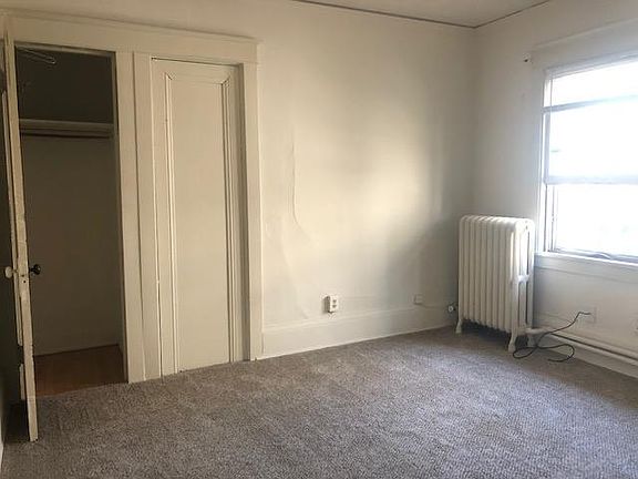 2nd image of 2919 N Maryland Ave