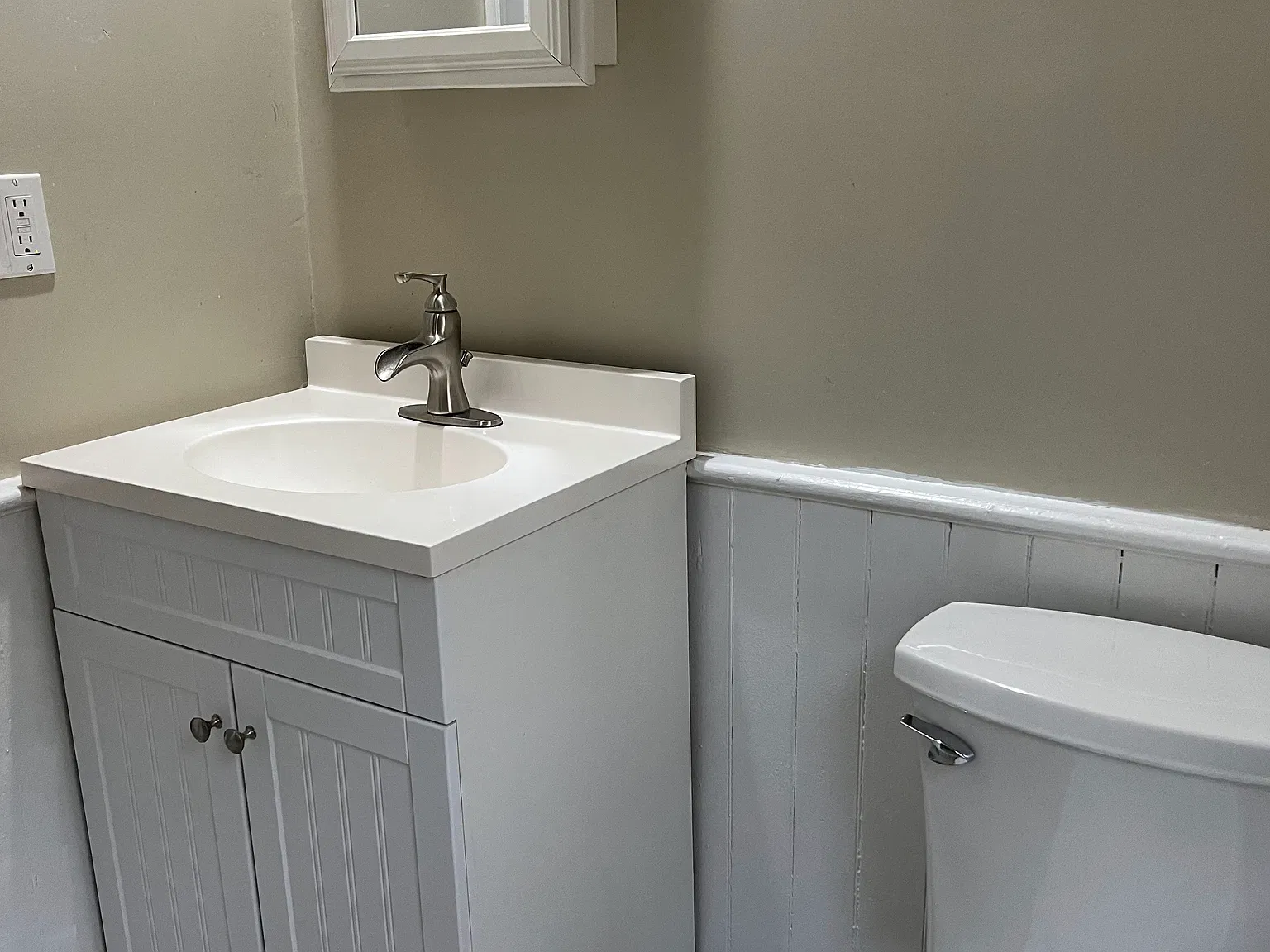 4 bed, 1456 sqft, $2,400 — Photo 2