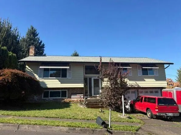 2035 SW Sandlewood Pl, Gresham, OR 97080