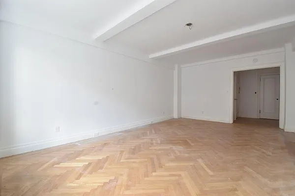 Rented by (Legacy) NY Quality Living Uptown | media 12