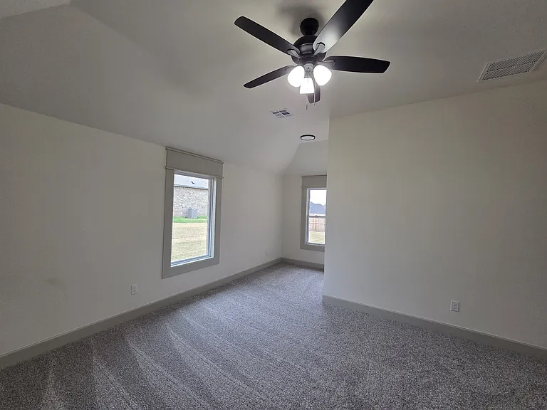11601 NW 102nd St — Photo 15
