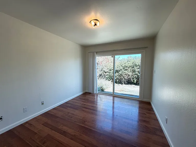 3555 Magnolia Dr — Photo 30