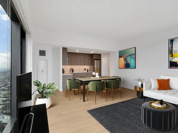 18 Sixth Avenue 5011 image 2 of 40