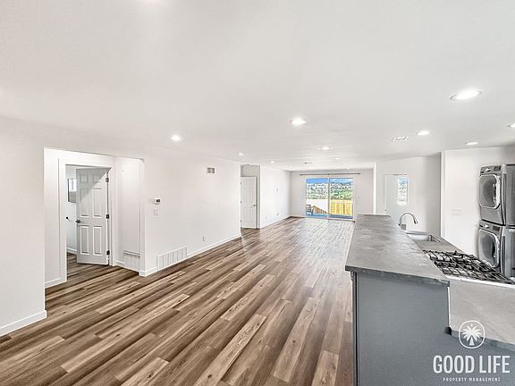 5th image of 7080 Hillsboro St
