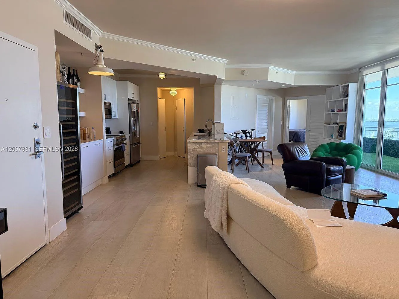 The Vistas Condo — Photo 4