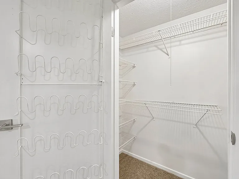 Dublin Park Rental Townhomes — Photo 33