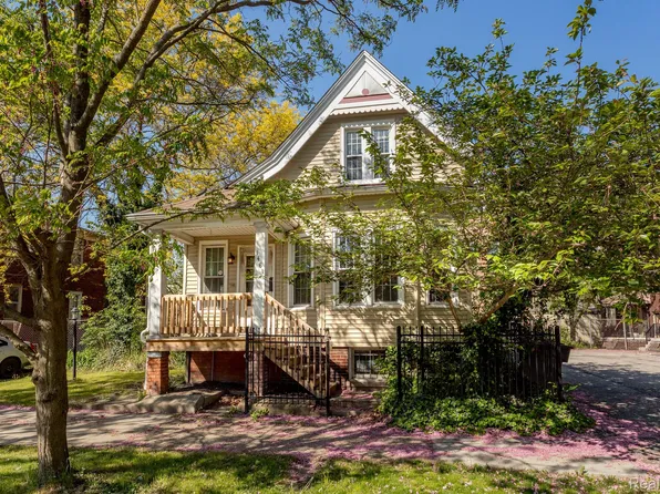 1481 Baldwin St, Detroit, MI 48214
