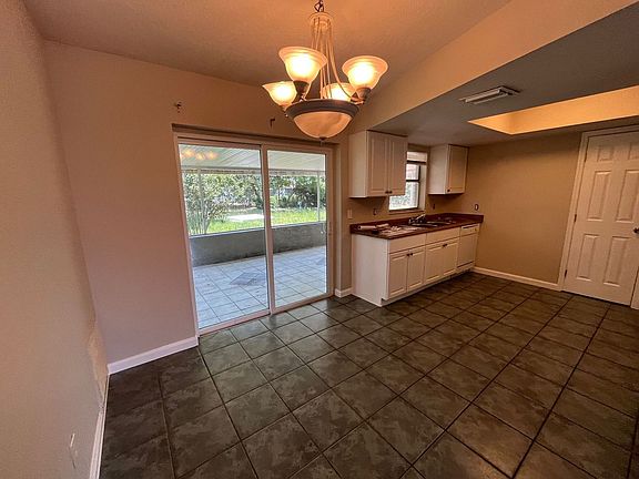 5th image of 517 Floral Dr