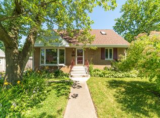 18503 Stedhall Rd, Homewood, IL 60430