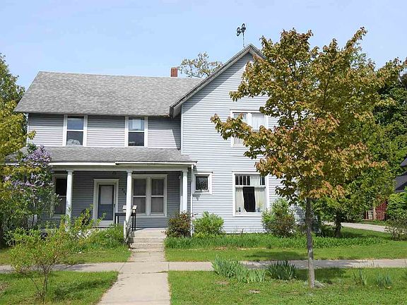 5th image of 203 Grant St