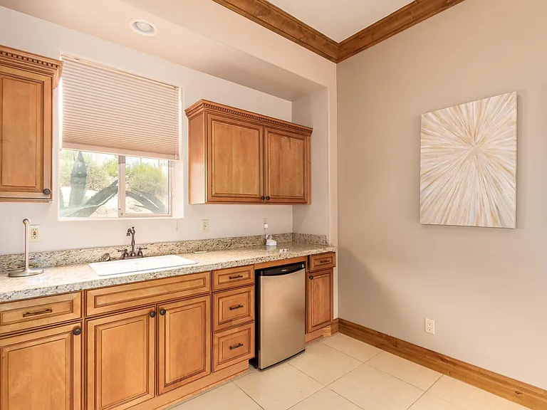 6770 E Skyline Dr — Photo 23