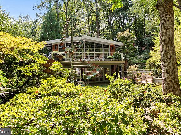 3rd image of 6363 Burton Cir