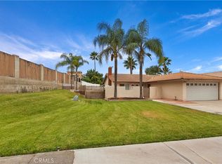 3210 Winnebago Ln, Riverside, CA 92503