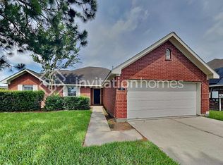 383 Hyland Ln, League City, TX 77573
