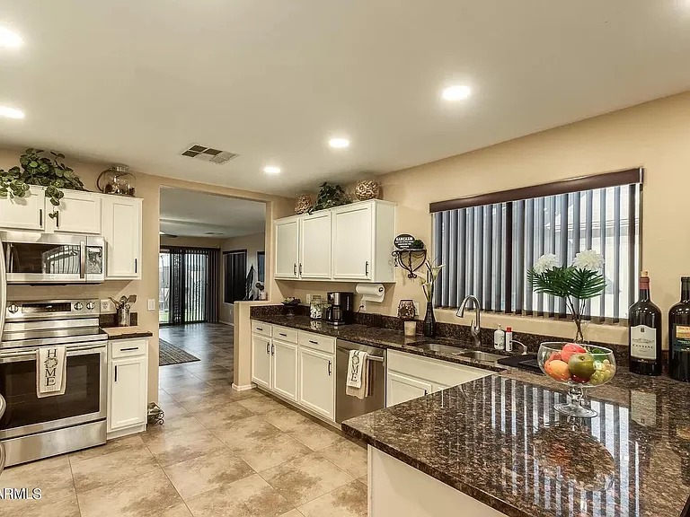 24470 N Shelton Way — Photo 10