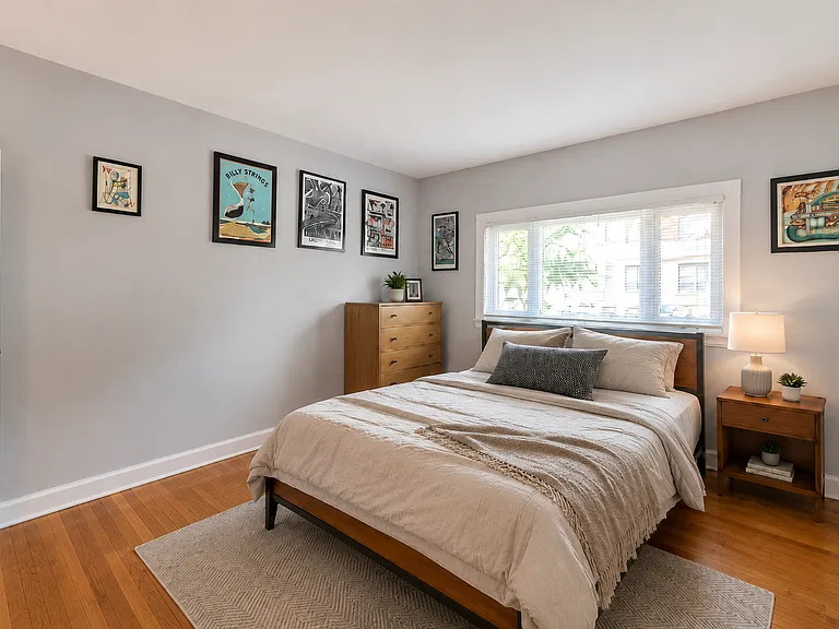 20 Main St #1 — Photo 8