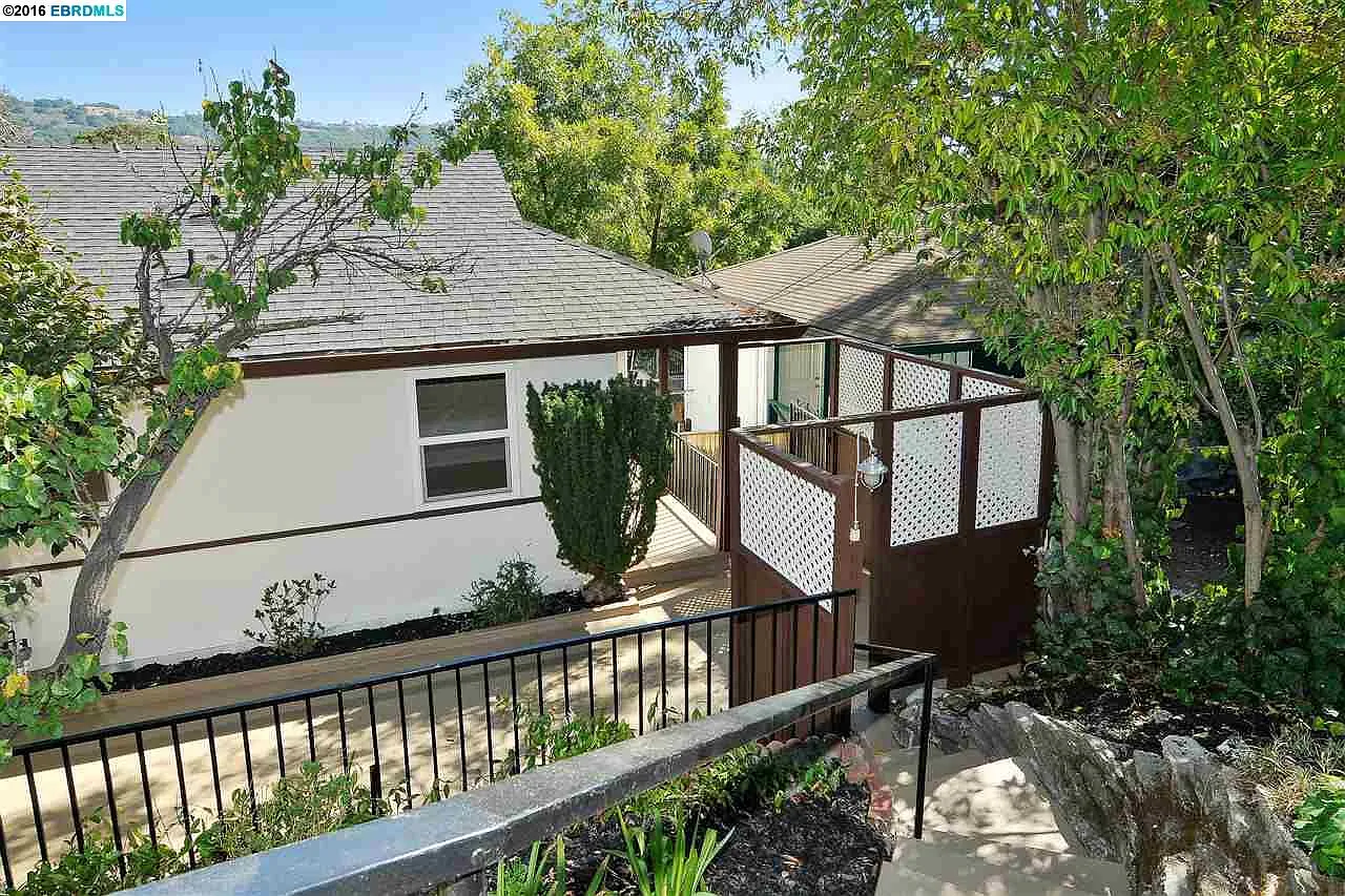 2 Wyman Pl photo 1