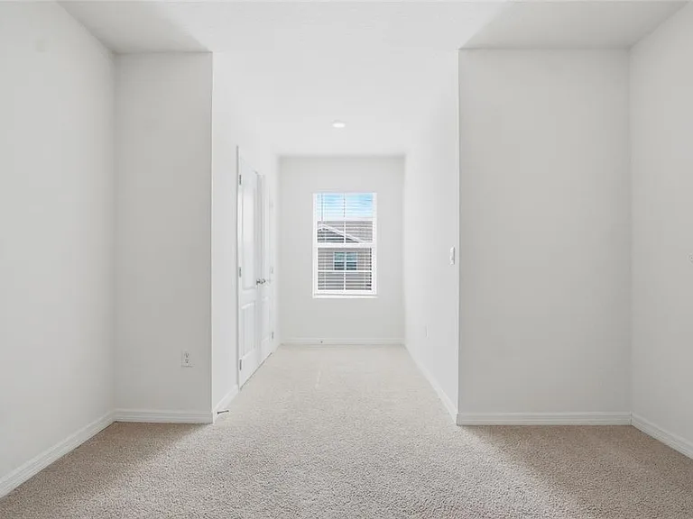 1535 Lumber Ave — Photo 14