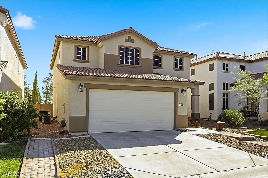 5 bed, 3.0 bath, 2273 sqft, $2,700 — Photo 3