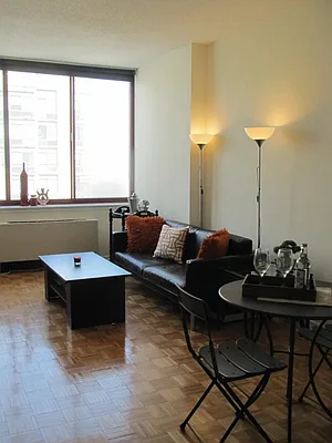 Sold by CityView Real Estate Inc. | media 12