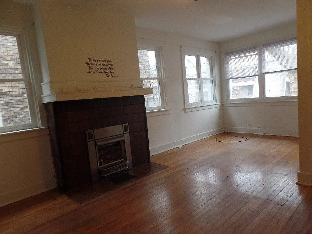 1 bed, 800 sqft, $975 — Photo 2