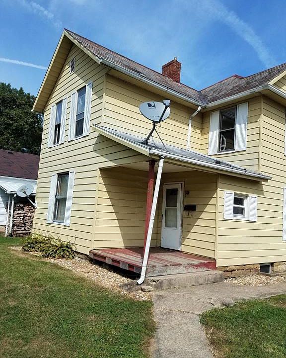 2nd image of 242 Water St