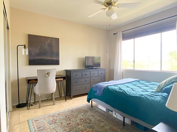 3rd image of 5401 E Van Buren St Unit 3006